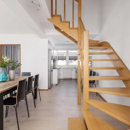 Aurora Ap - 4-Br & Balcony - Prochowa 1 Apartment Krakau