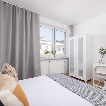 Apartment Aurora Ap - 4-Br & Balcony - Prochowa 1